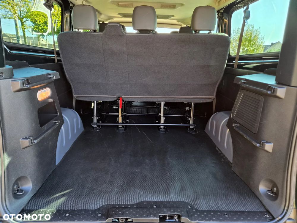 Renault Trafic - 17
