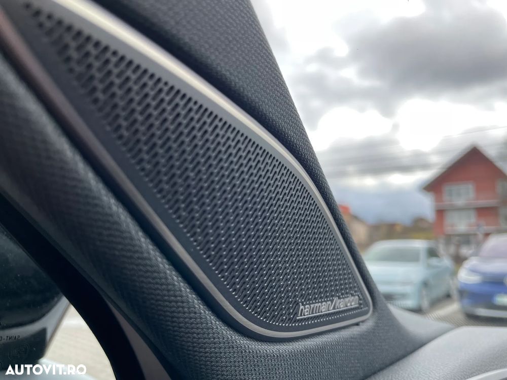 Volkswagen Tiguan - 30