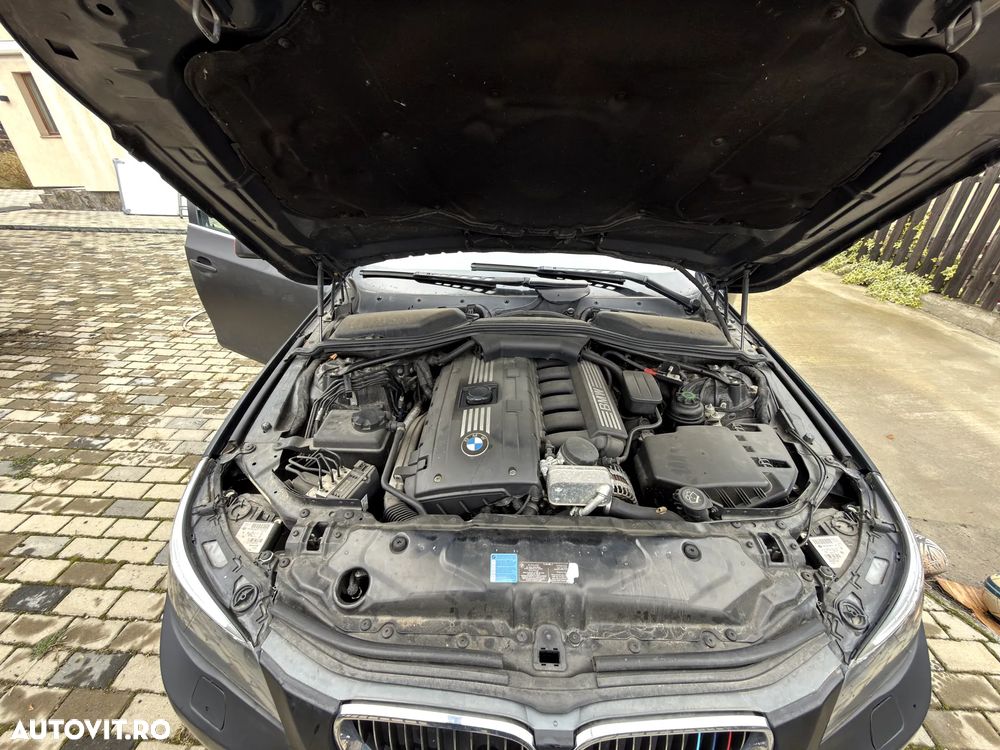 BMW Seria 5 523i Touring Aut. Edition Exclusive - 10