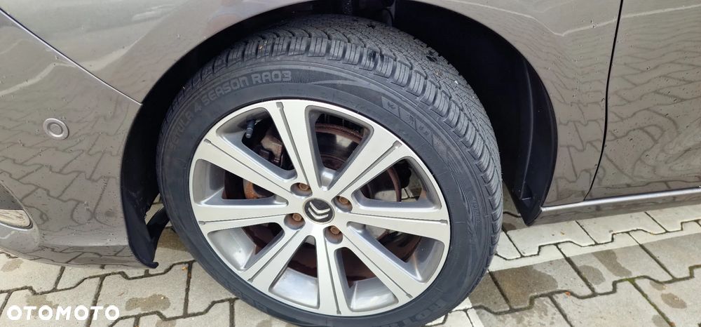 Citroën C4 PureTech 130 Stop&Start SHINE - 16