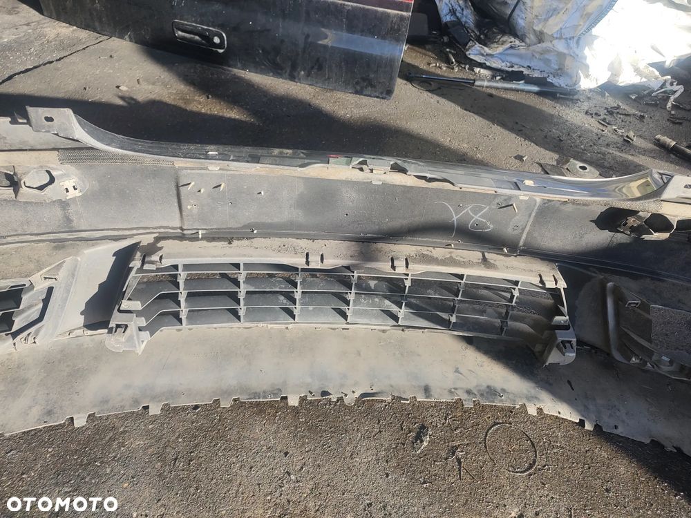 VW GOLF V + PLUS ZDERZAK PRZÓD LA7T - 10
