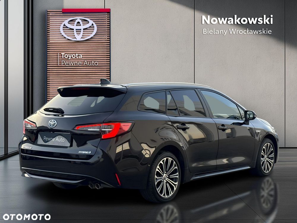 Toyota Corolla 2.0 Hybrid Comfort - 28