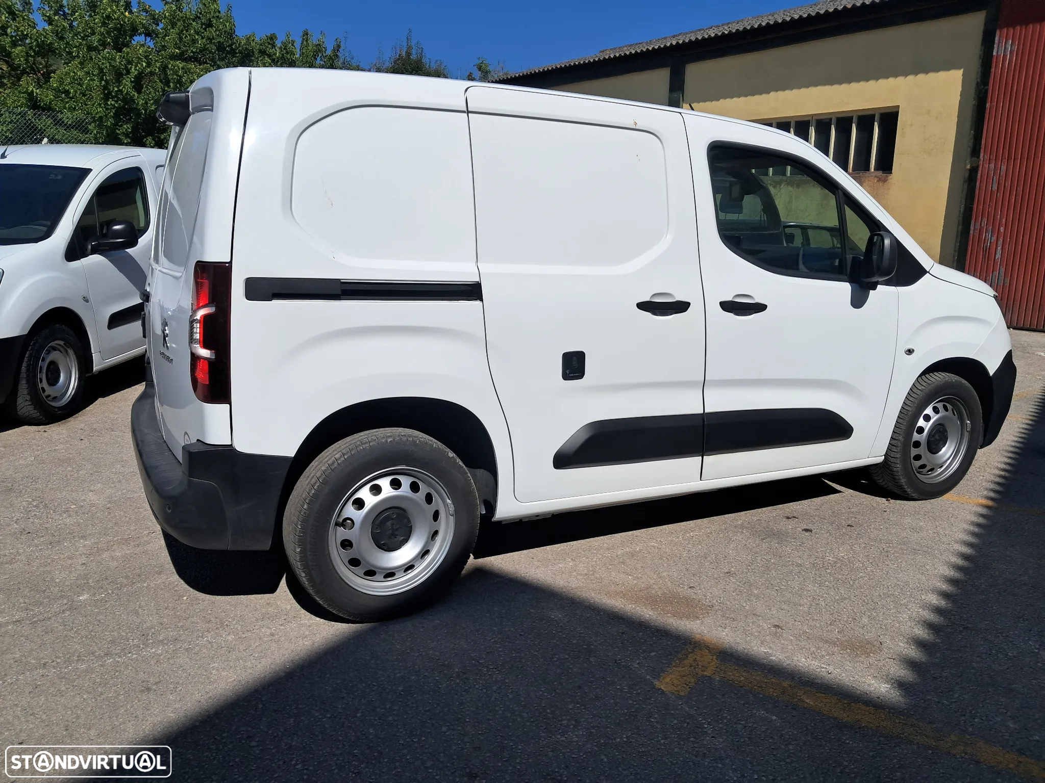 Peugeot Partner 1.6 hdi versão Asphalt - 2