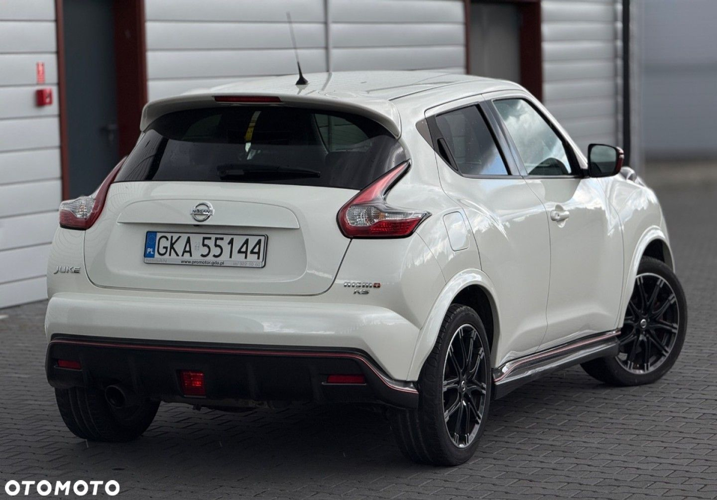 Nissan Juke 1.6 DIG-T Nismo RS 4WD Xtronic - 9