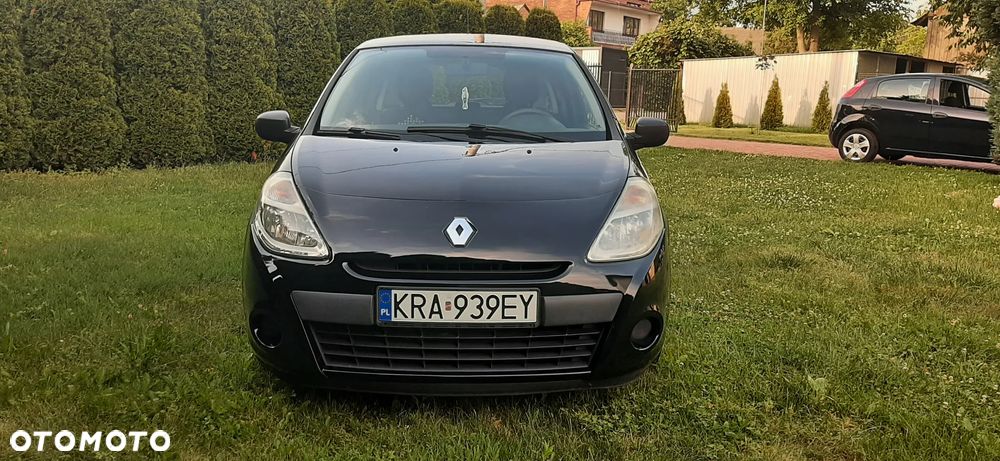Renault Clio - 10