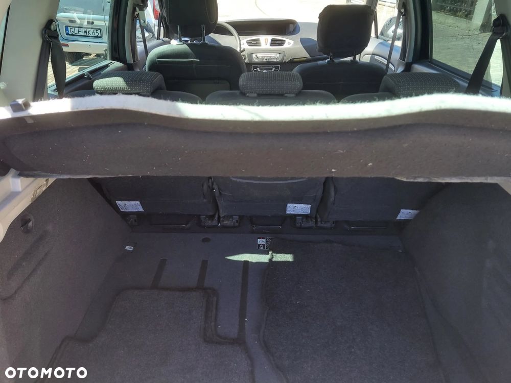 Renault Scenic 1.6 16V 110 TomTom Edition - 7
