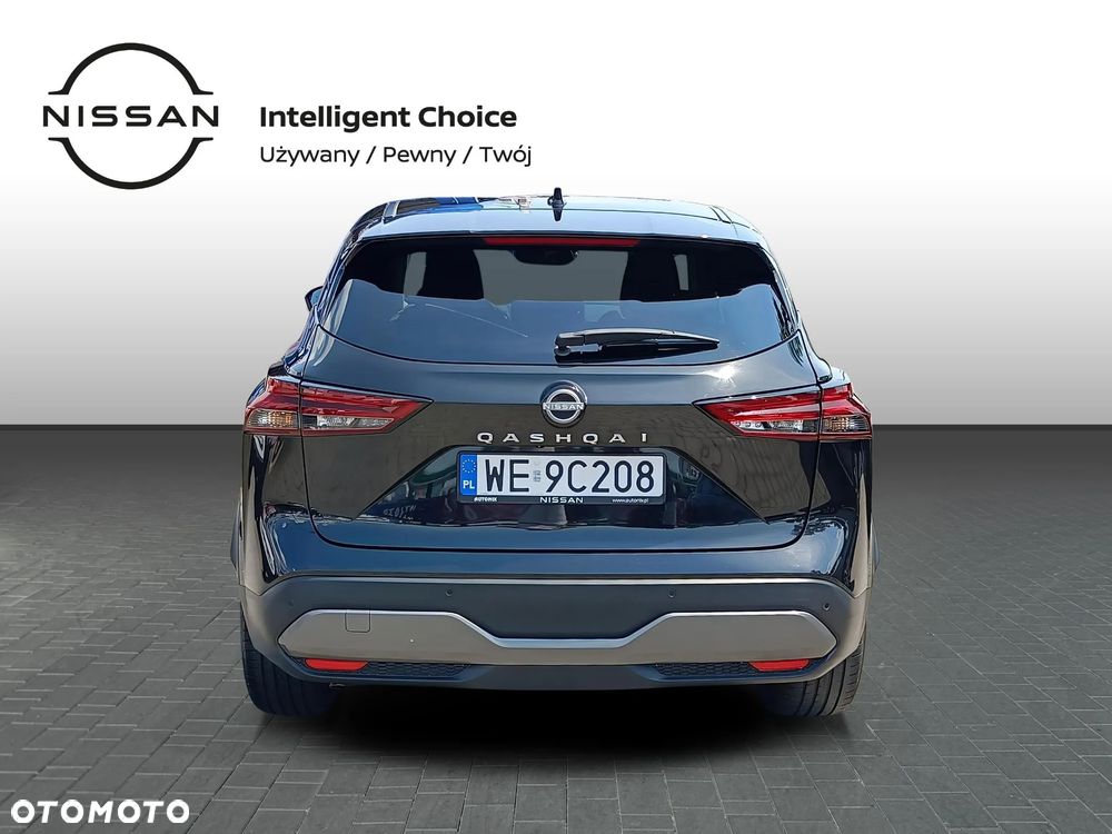 Nissan Qashqai 1.3 DIG-T MHEV 4x4 N-Connecta Xtronic - 4