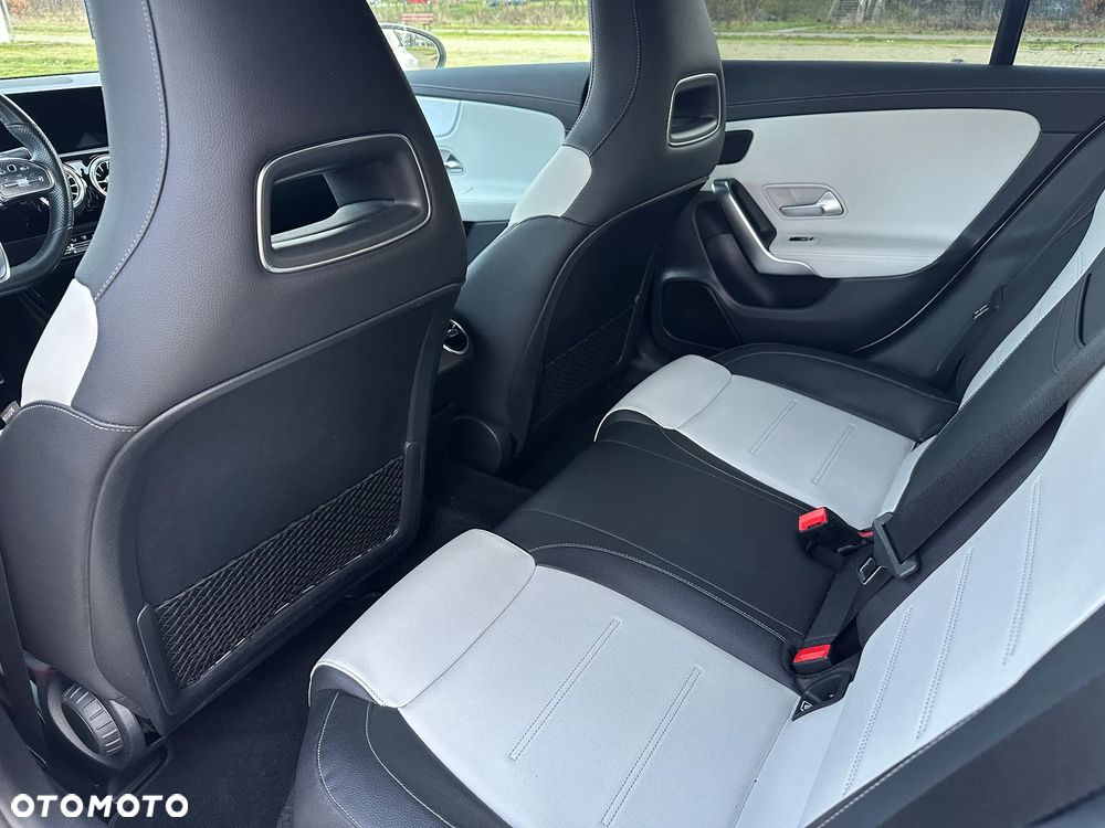 Mercedes-Benz CLA 180 d 7G-DCT AMG Line - 25