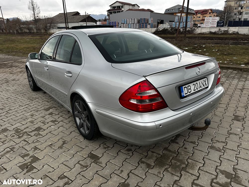 Mercedes-Benz E - 3
