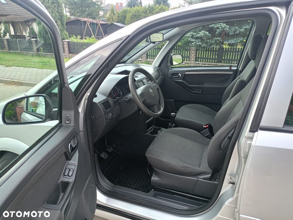 Opel Meriva - 9