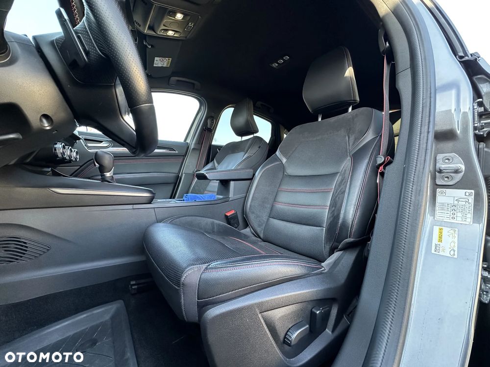 Renault Arkana 1.3 TCe mHEV R.S Line EDC - 8