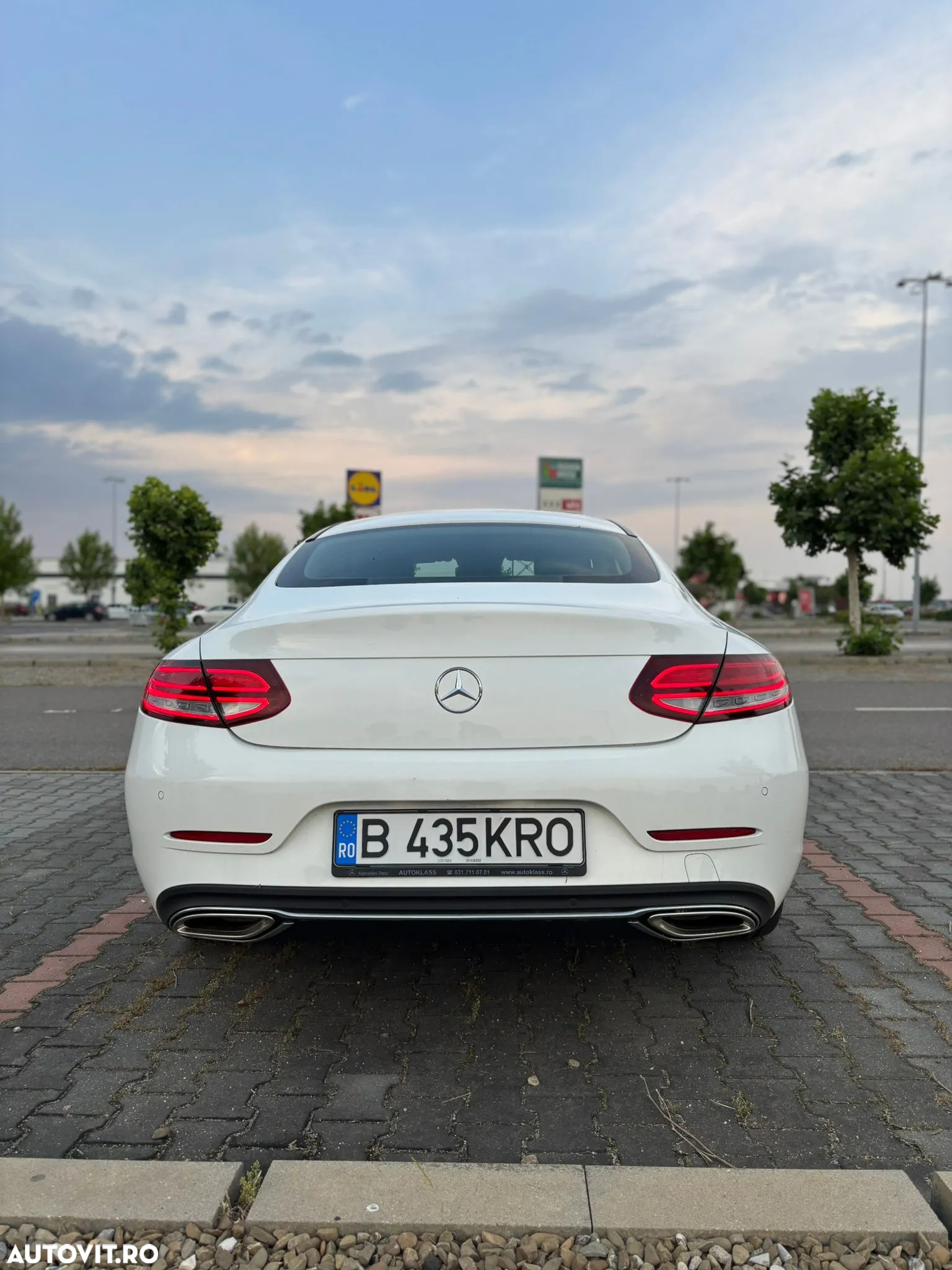 Mercedes-Benz C - 13