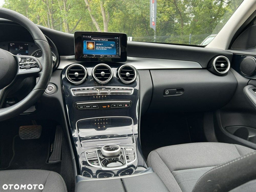 Mercedes-Benz Klasa C 220 d 9G-TRONIC - 2