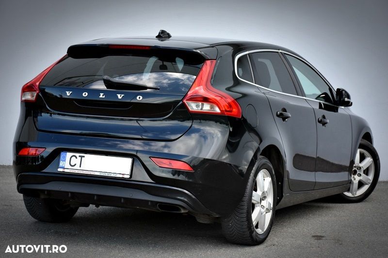 Volvo V40 - 11