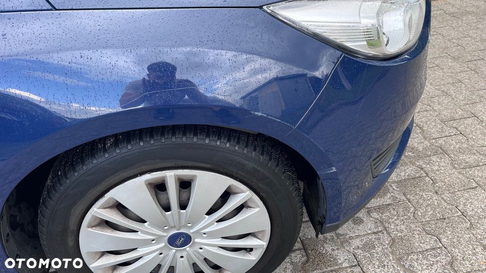 Ford Focus 1.5 TDCi SYNC Edition - 28