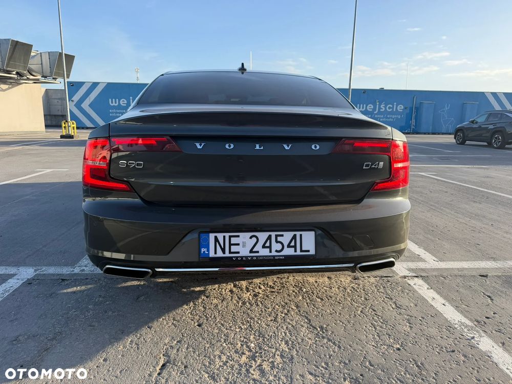 Volvo S90 D4 Inscription - 16