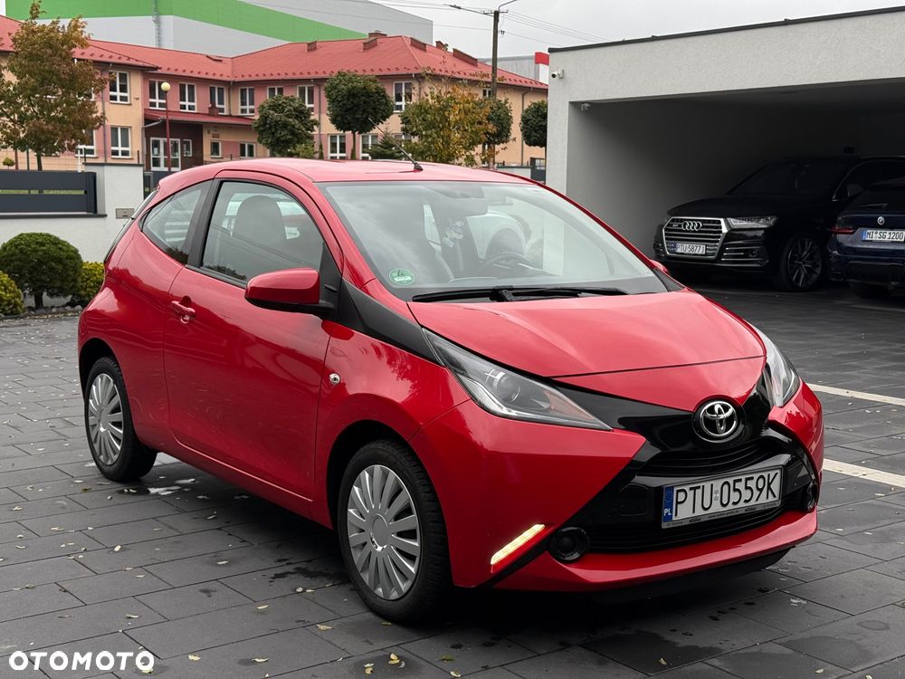 Toyota Aygo x-play - 4