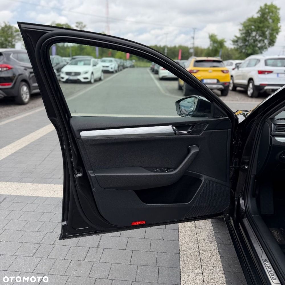 Skoda Superb - 11