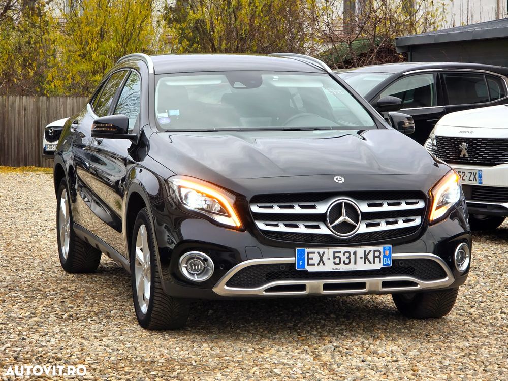 Mercedes-Benz GLA 200 7G-DCT AMG Line - 3
