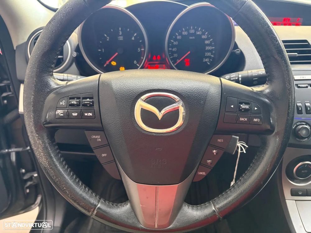 Mazda 3 Hatchback MZ-CD 1.6 Sport - 22