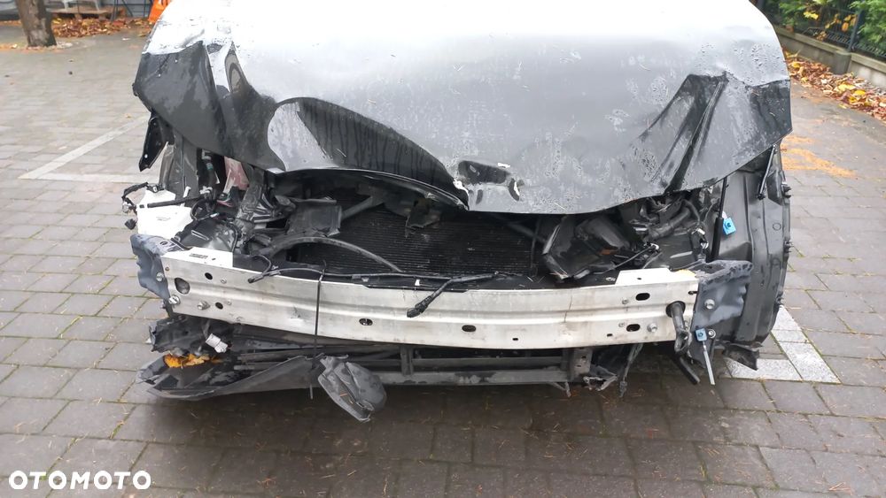 Lexus ES 300h Business Edition - 19