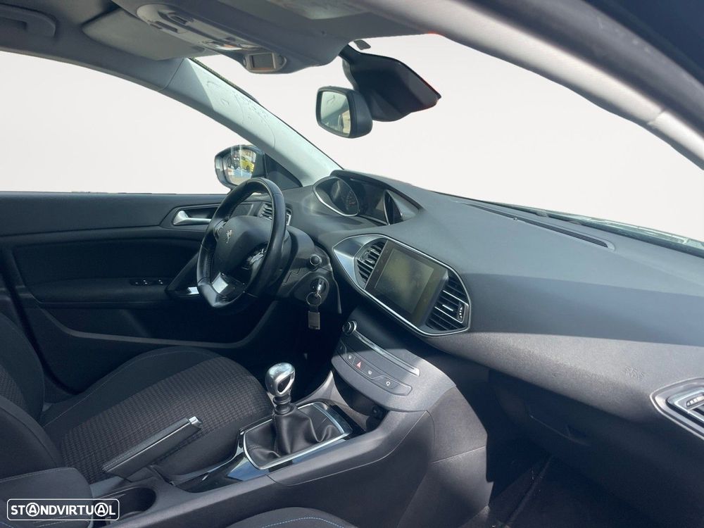 Peugeot 308 1.5 BlueHDi Style - 15