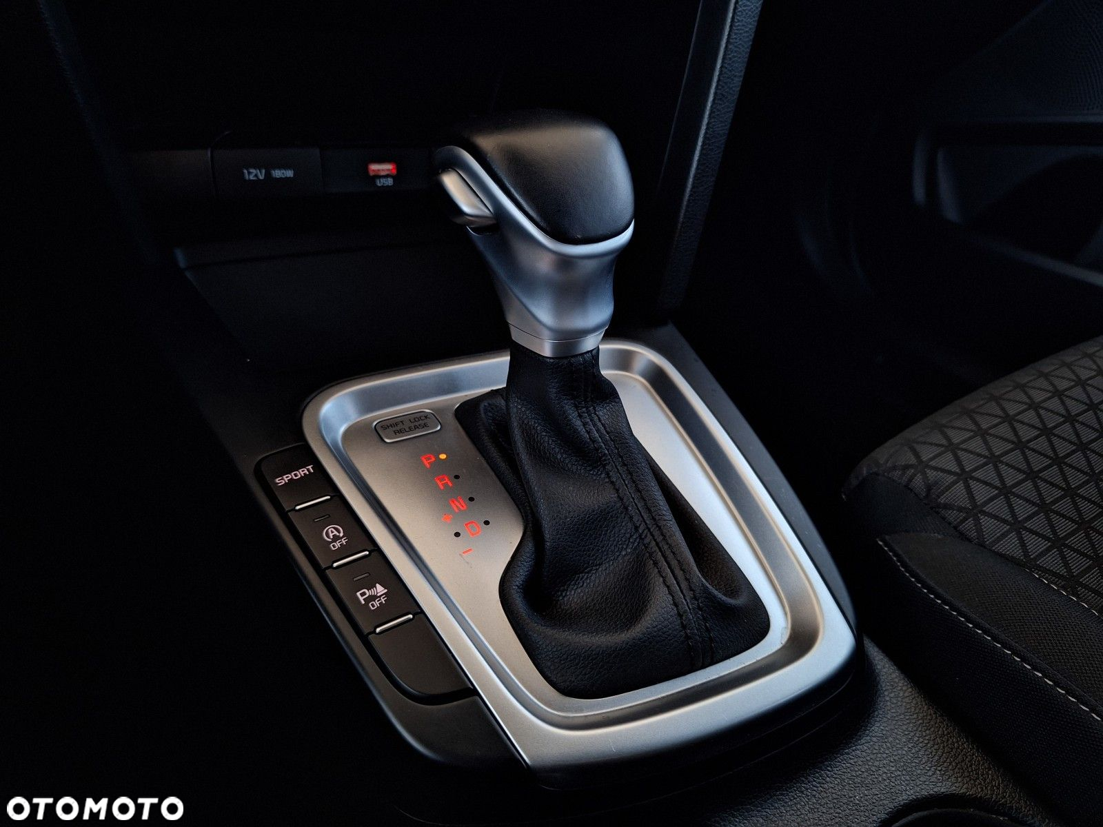 Kia Ceed 1.4 T-GDI M DCT - 25