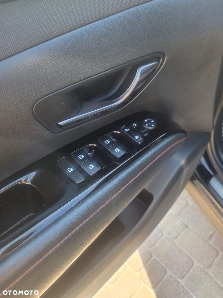 Hyundai Tucson 1.6 T-GDi HEV 2WD Select - 23