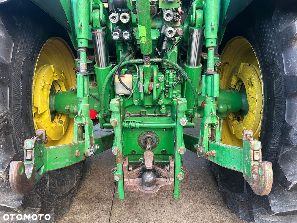 John Deere 6820 - 18