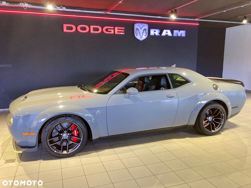 Dodge Challenger 6.2 Hellcat Widebody - 9