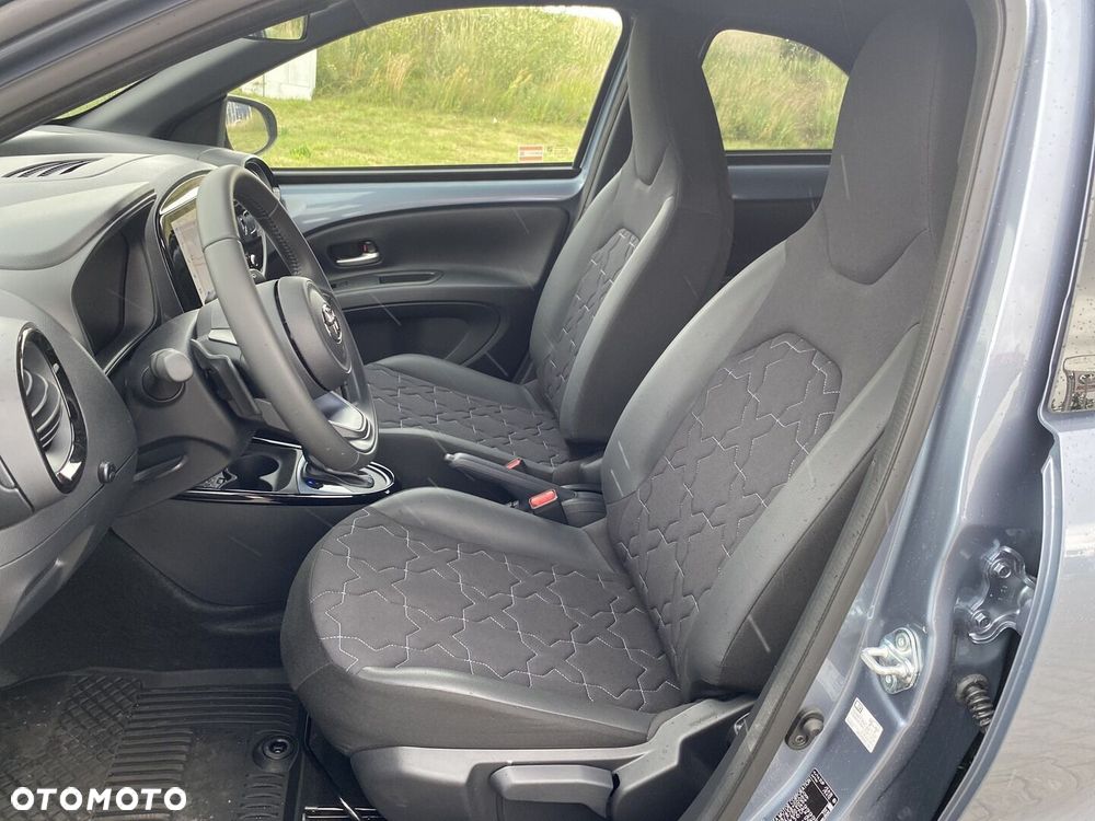 Toyota Aygo X - 21