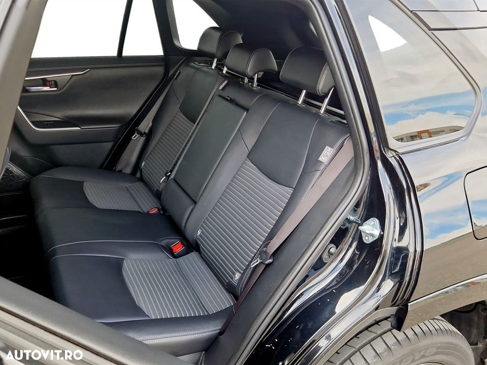 Toyota RAV4 - 15