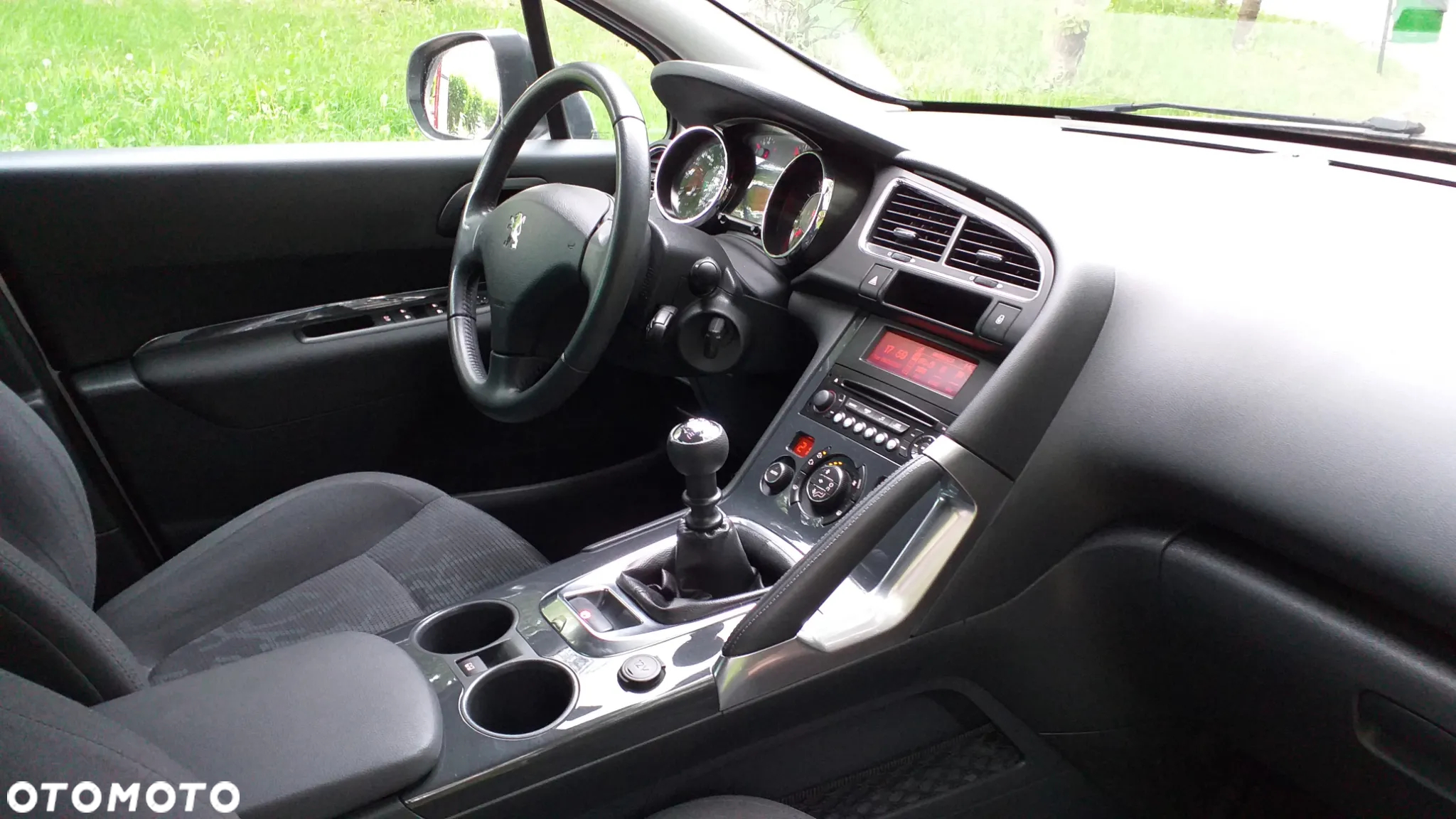 Peugeot 3008 - 18