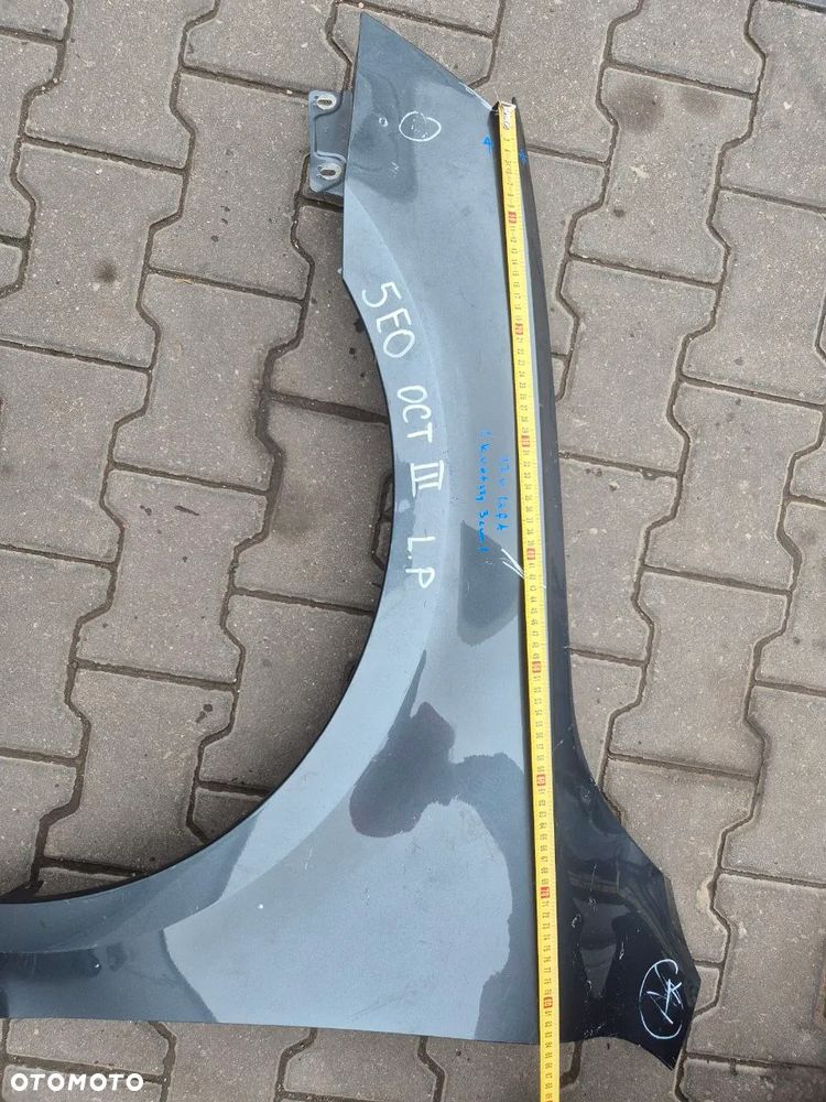 Błotnik Skoda Octavia III BIAŁY NIEBIESKI - 13