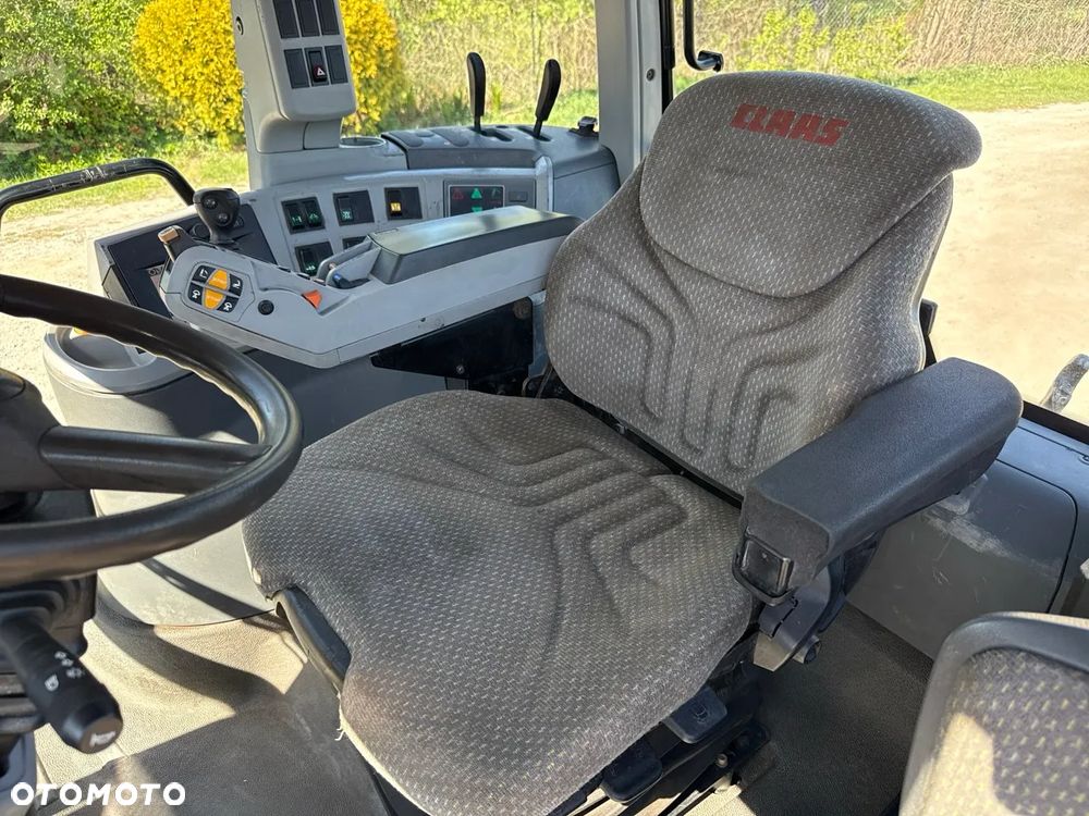Claas AXION 830 - 9