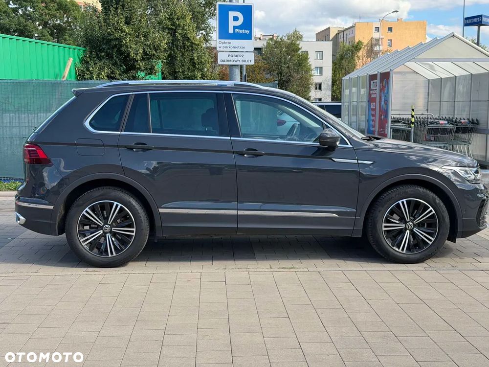 Volkswagen Tiguan - 4