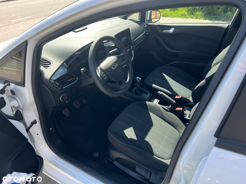 Ford Fiesta 1.1 S&S COOL&CONNECT - 9