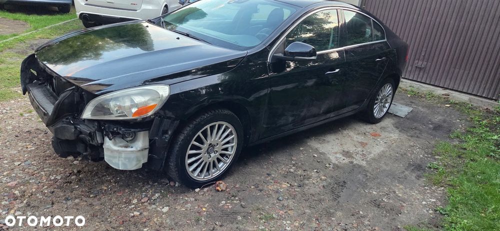 Volvo S60 - 4