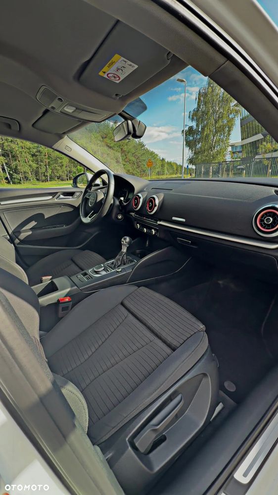 Audi A3 Limousine 1.0 TFSI Sport S tronic - 19