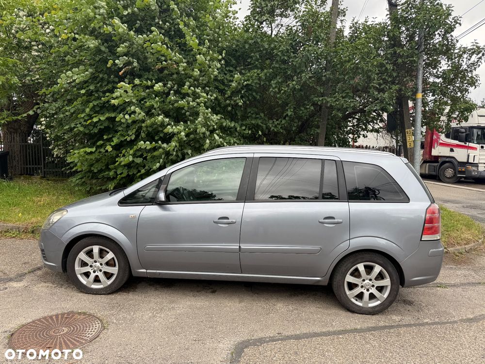 Opel Zafira 1.9 CDTI Elegance - 3