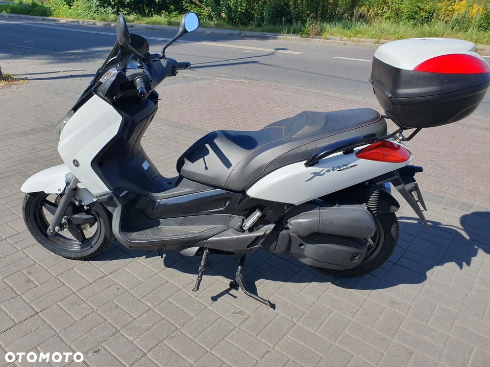 Yamaha X-max - 30