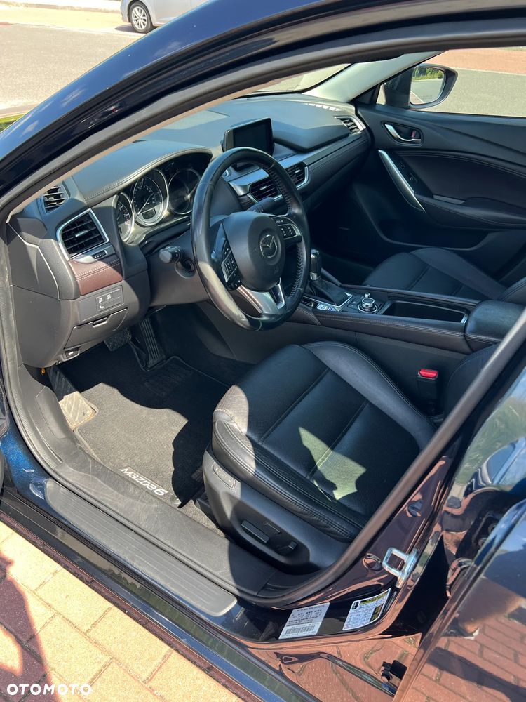 Mazda 6 - 11