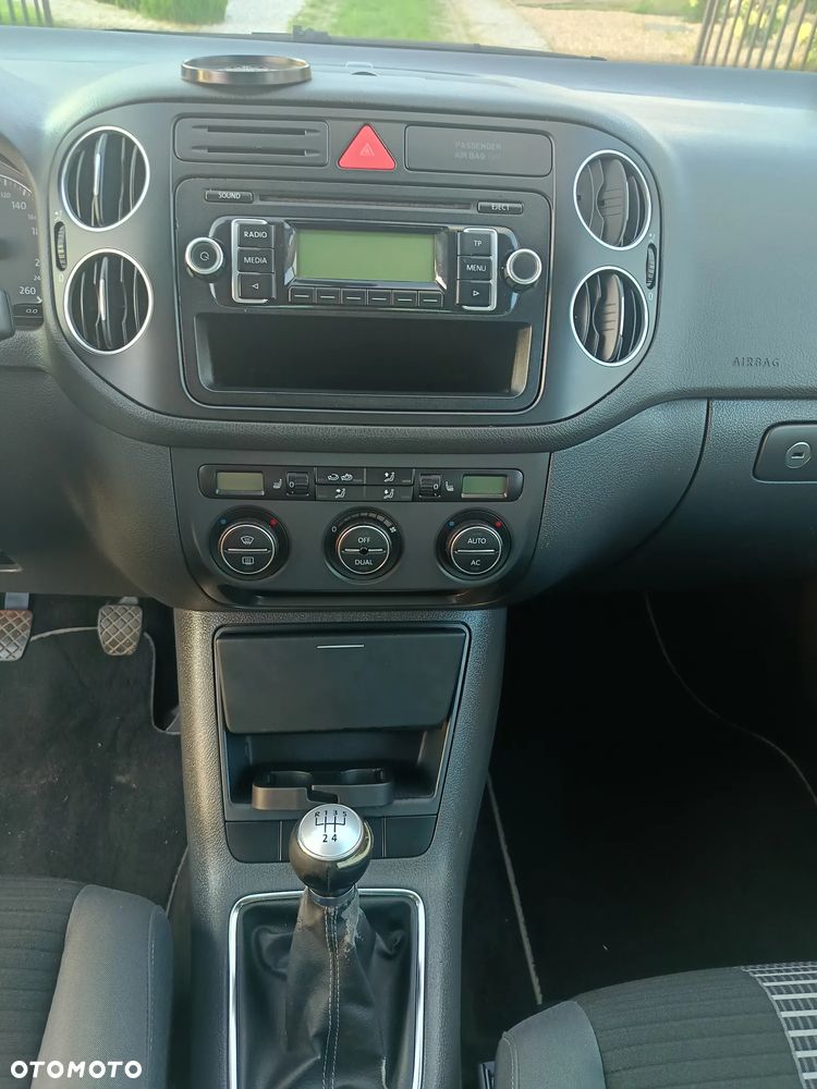 Volkswagen Golf Plus - 15