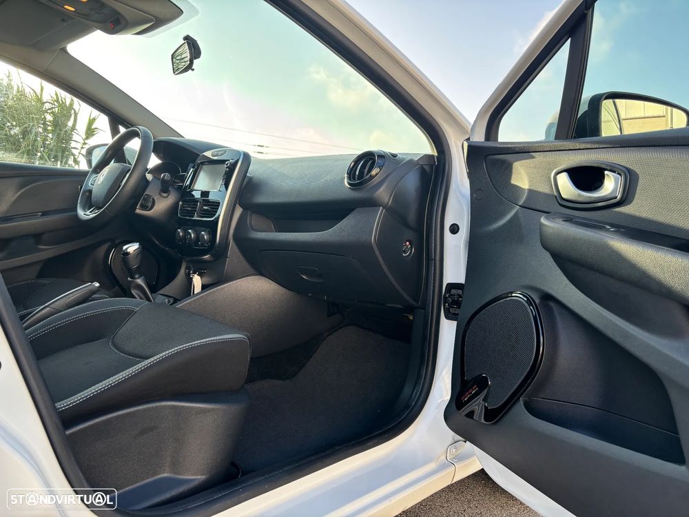 Renault Clio Sport Tourer Energy TCe 90 Business - 4