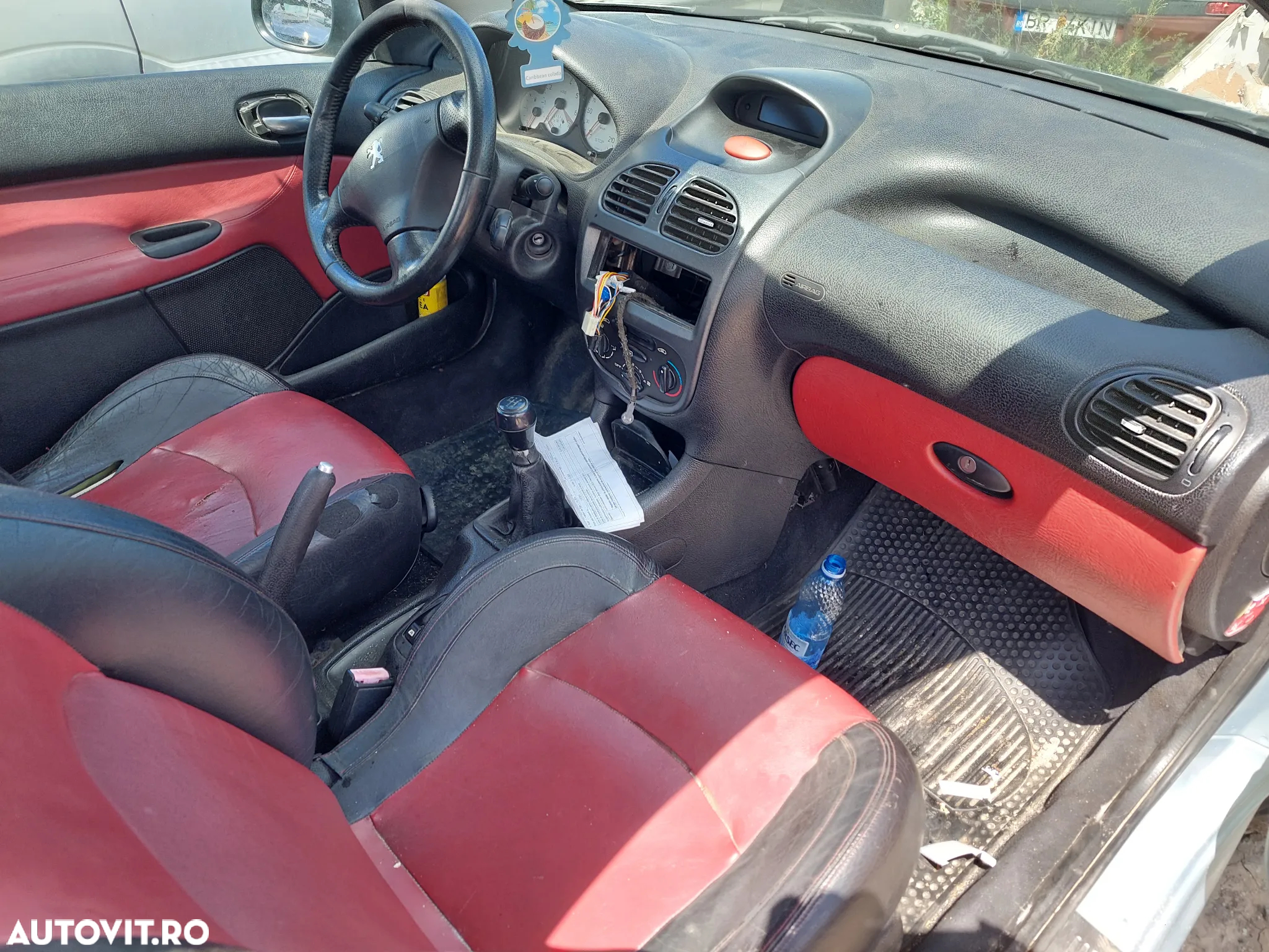 Dezmembrez peugeot 206 si peugeot 206cc  1.4/1,6 bezina - 3