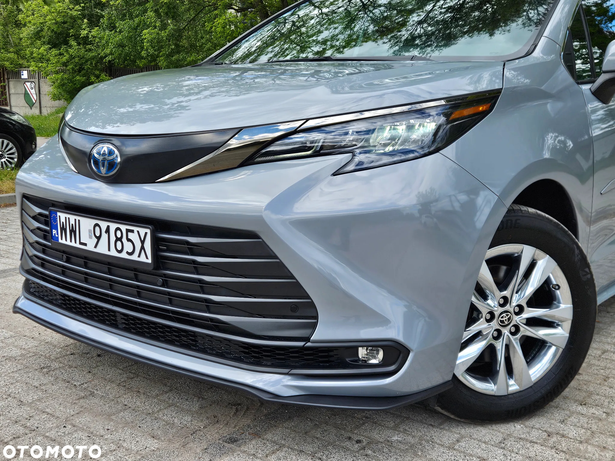 Toyota Sienna - 14
