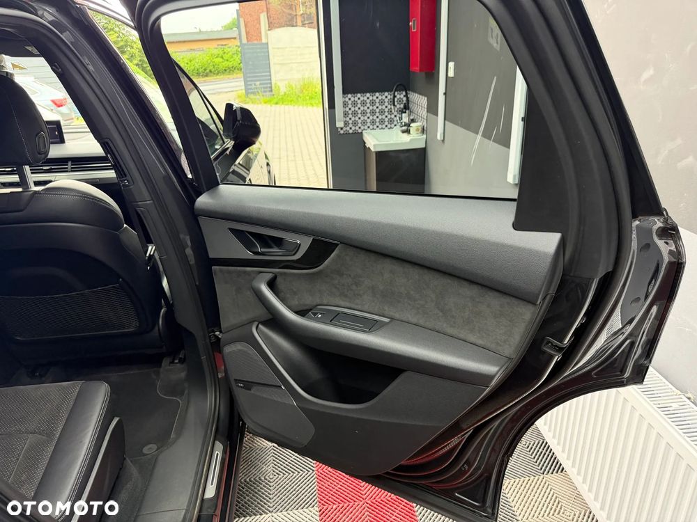 Audi Q7 50 TDI Quattro Tiptronic - 34