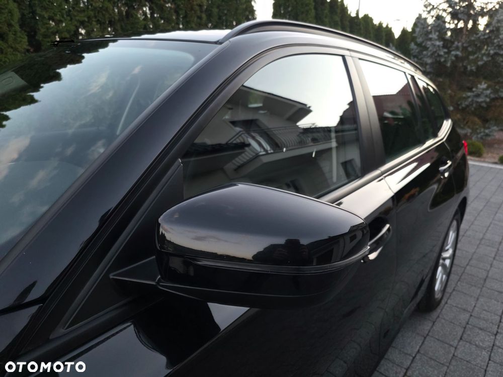 BMW Seria 3 - 33