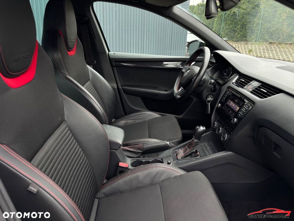 Skoda Octavia 2.0 TSI RS DSG - 23