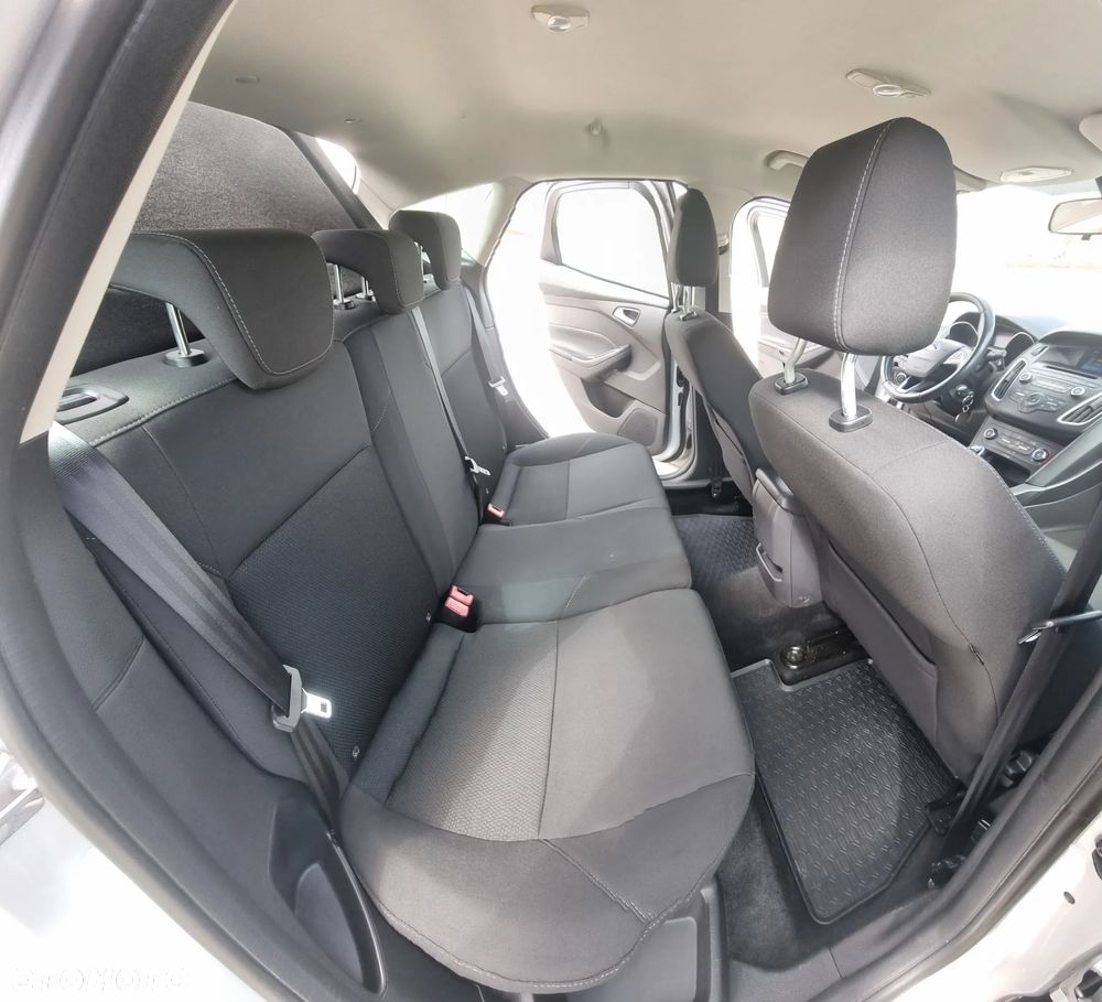 Ford Focus 1.6 TDCi Trend - 11